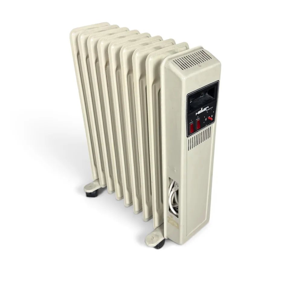 Przenośny elektryczny grzejnik olejowy (radiator żeberkowy) marki Heller