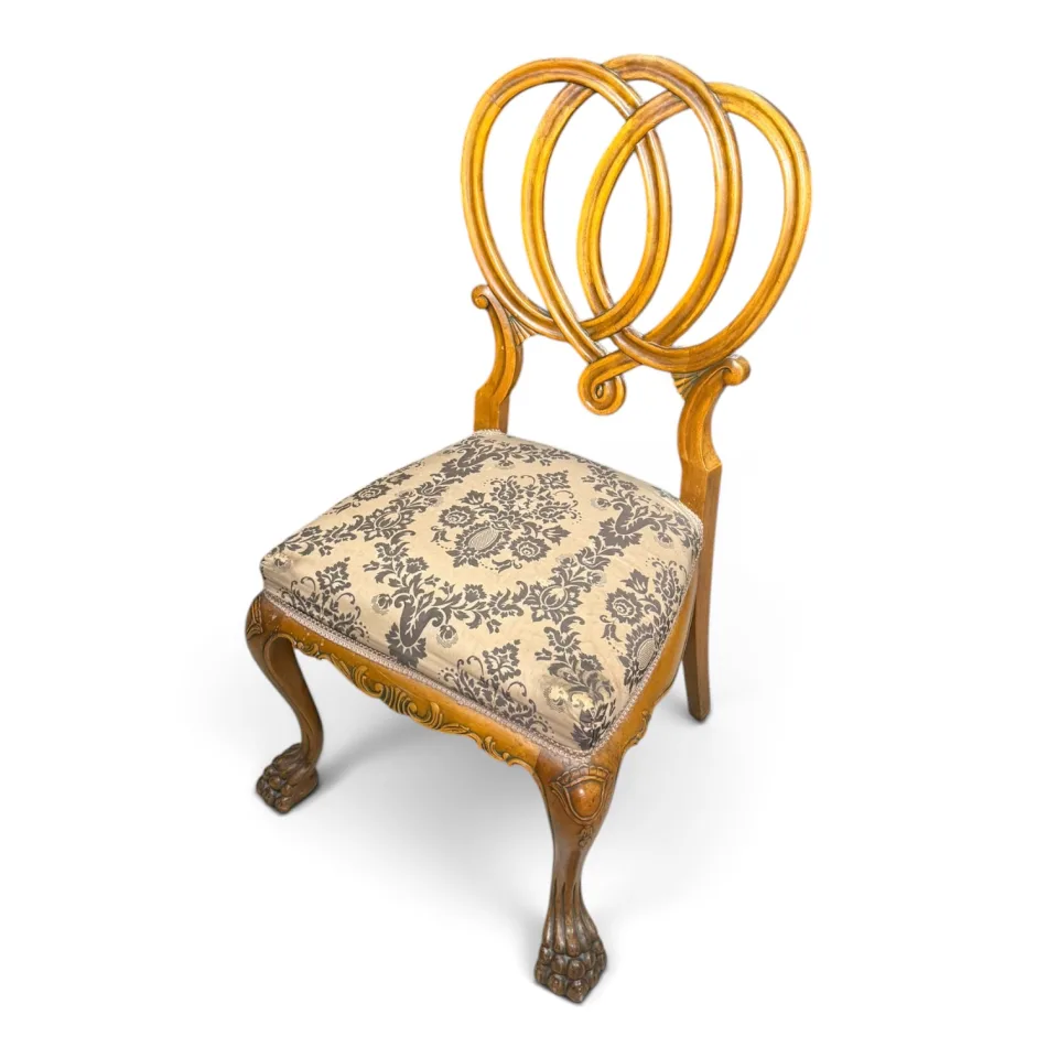 Krzesło salonowe w stylu Chippendale / Queen Anne Revival (ze słynnym motywem potrójnych pierścieni w typie Ribband-back / Three-Ring)