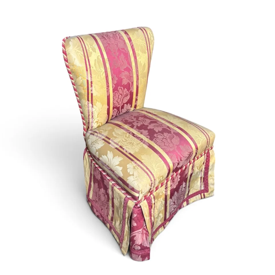 Fotelik buduarowy / krzesło salonowe typu chauffeuse / slipper chair w stylu neoklasycystycznym / historyzmu (styl Napoleon III)