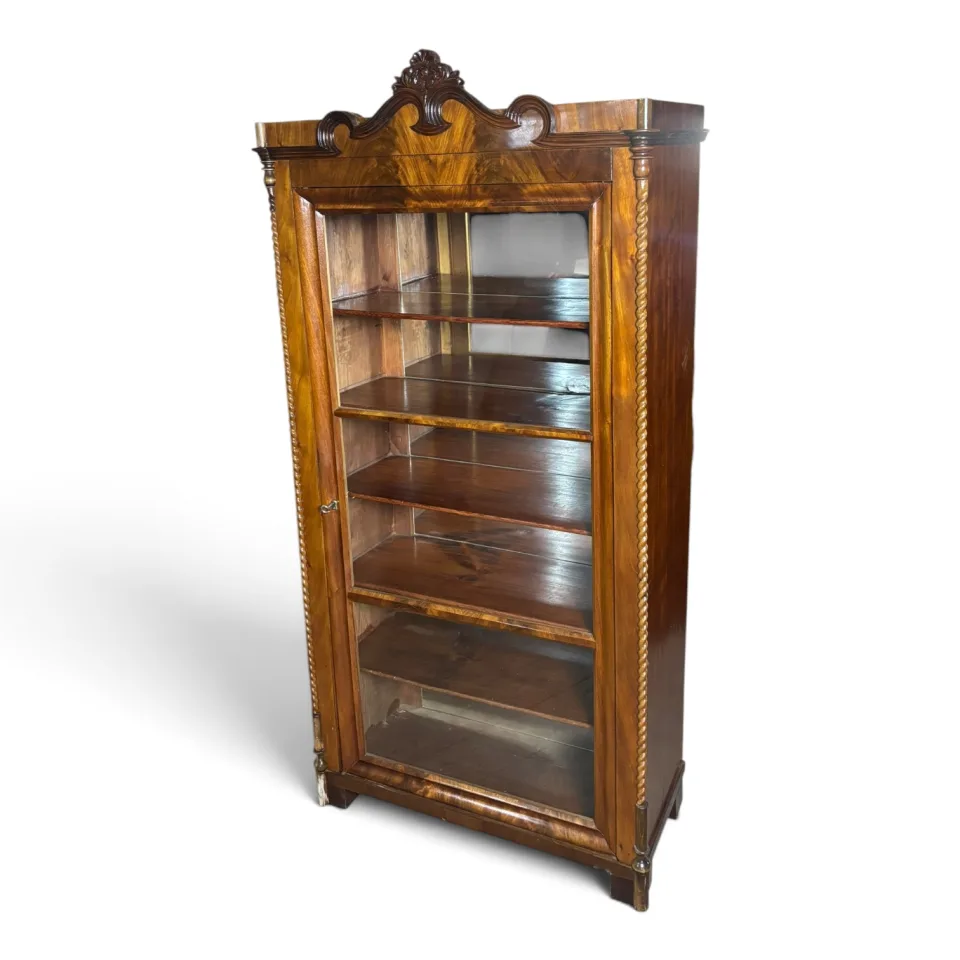 Jednodrzwiowa witryna biblioteczna / serwantka w stylu eklektycznym / neorenesansowym z wpływami Drugiego Cesarstwa (Napoleon III).